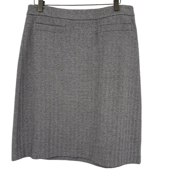 Talbots woman Skirt Womans Black herringbone pattern Ponte Knit size 8 straight - Picture 1 of 5